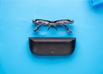 Meta is Developing AI Smart Glasses That Never Stop Watching | Beebom