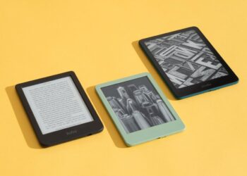 The True Colors of E-Readers Emerge